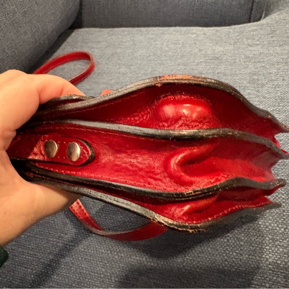 Italian Leather Crossbody Bag Red | Genuine Leather | Made in Italy | NWOT - Picture 8 of 14